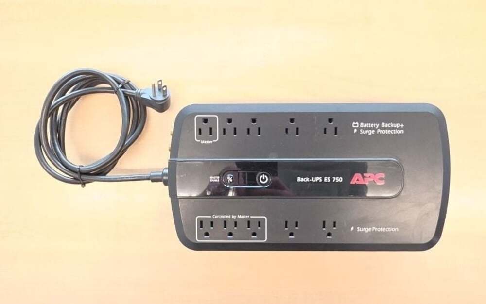 APC Back-UPS ES 750 Battery Backup and Surge Protector